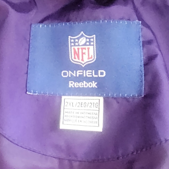 Puffer Jacket - Picture 4 of 4